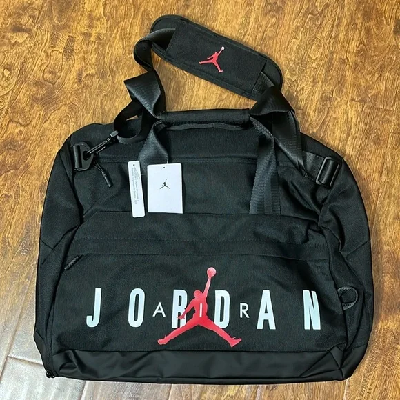 AIR JORDAN Fitness BAG - size S