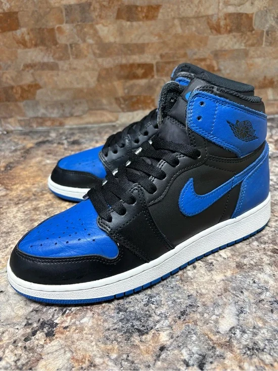 Nike Air Jordan 1 Retro High OG Royal 2017 Size 6.5