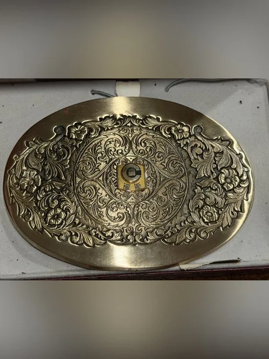 Vintage 1981 OC Tanner Solid Brass Award Belt Buckle 2 SMALL DIAMONDS OR STONES