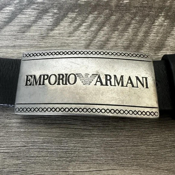 Giorgio Armani Men's Leather Belt With Silver Tone Buckle Engraved Logo 39 Inch