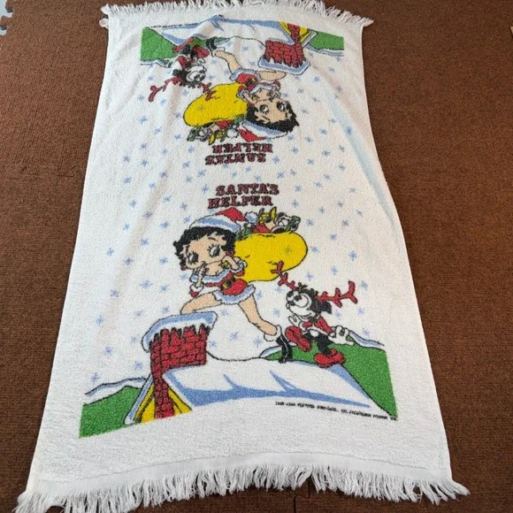 Vintage Betty Boop Cannon Bath Towel Santas Helper Christmas Fringe Made in USA