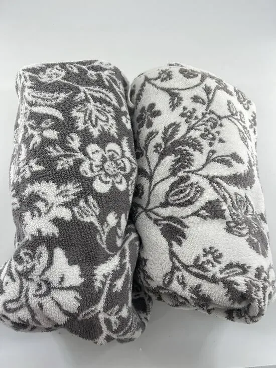 2 Threshold Performance Cotton Reversible Floral Bath Towel Gray White 61 x 31