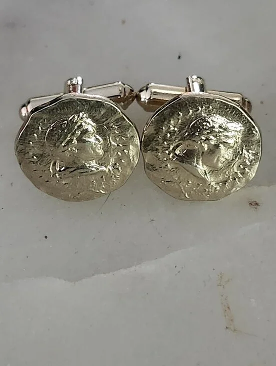 Vtg Hickok Gold Tone Coin-Style Cufflinks - Men’s Classic Accessory