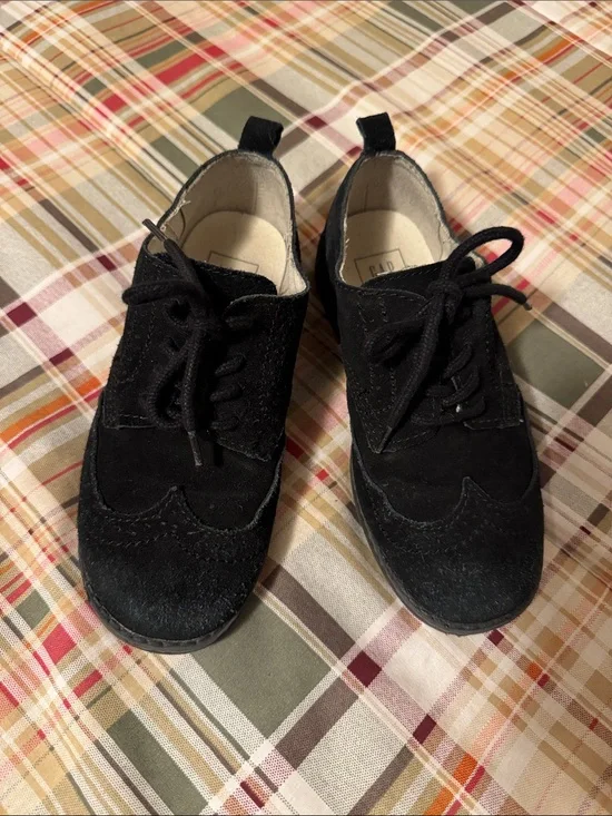 GAP Black Suede Kids Lace-Up Wingtip Dress Shoes