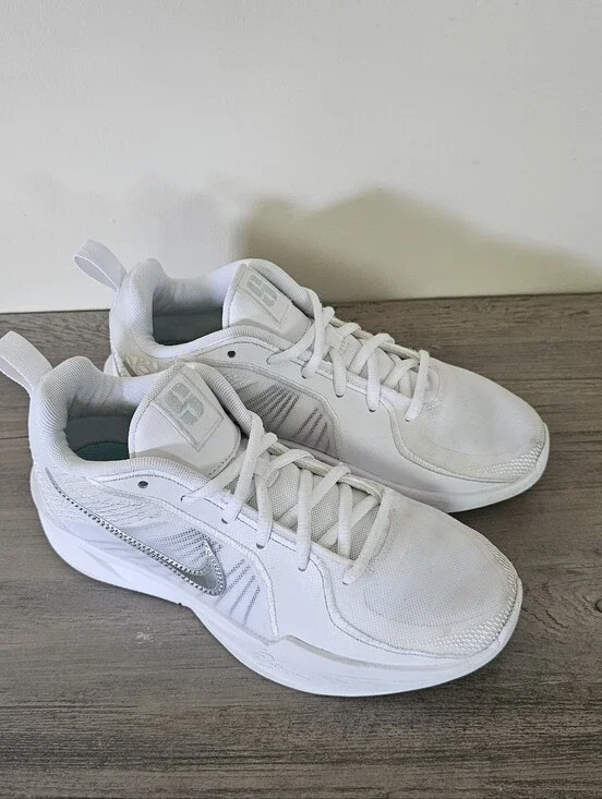Nike Sabrina 2 White Noise Kids Sneakers Size 4 White Silver Metallic