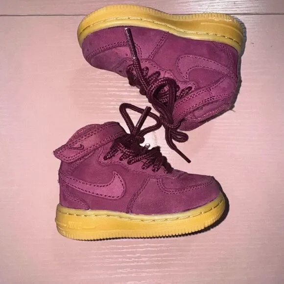 Nike Baby Size 4C Purple High Top Air Force 1