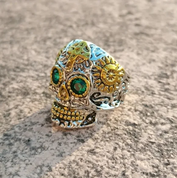 Retro Skull Head Ring