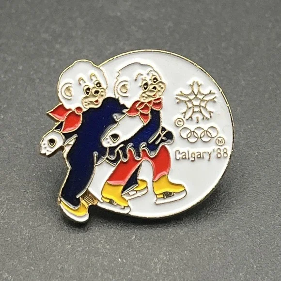 1988 Calgary Winter Olympics Howdy And Hidy Bear Figure Skating Lapel‎ Hat Pin