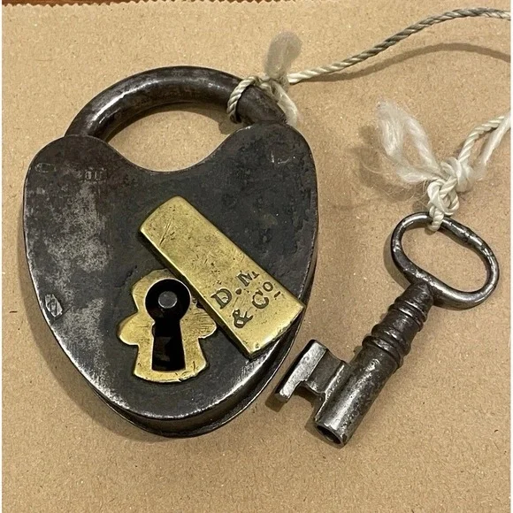 Antique Davenport Mallory Padlock Lock D.M &‎ Co With Key Iron