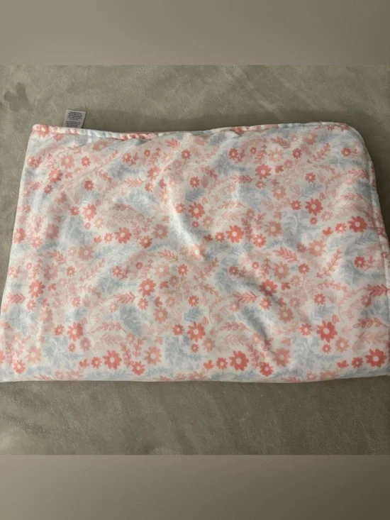 Parent’s Chice Baby/Toddler Floral blanket 28”X38”