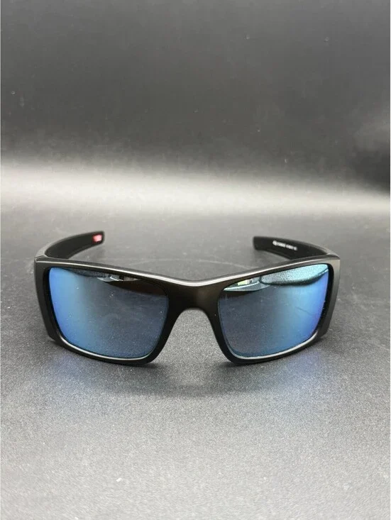 Oakley Fuel Cell Matte Black/Prizm Deep Water Polarized OO9096-D8