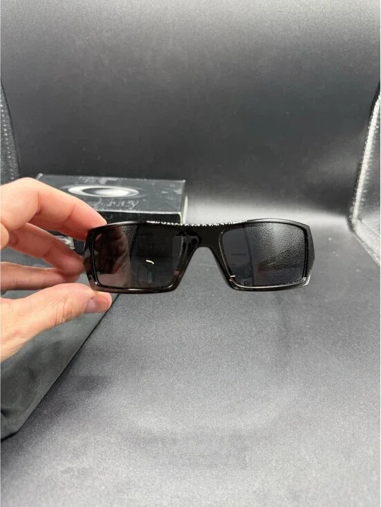 Oakley Gascan Polished Black/Grey Lenses 03-471