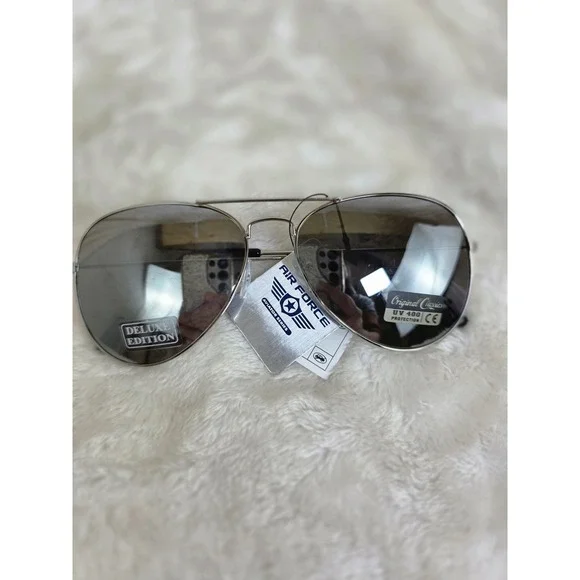 Air Force Aviator Sunglasses Deluxe Edition Silver‎ Tone Mirrored Lenses UV