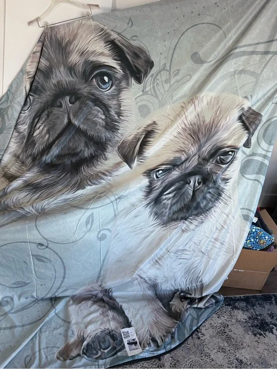 QUEEN/FULL Pug Comforter