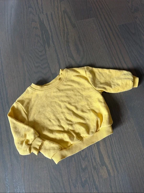 Old Navy Baby Sweatshirt Yellow Crewneck 6-12M