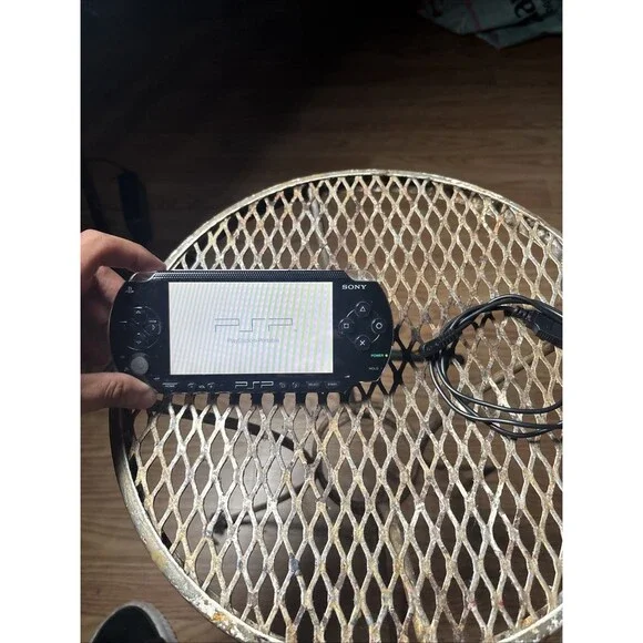 Sony PlayStation Portable PSP PSP1001 Handheld Console Gaming With Game Black