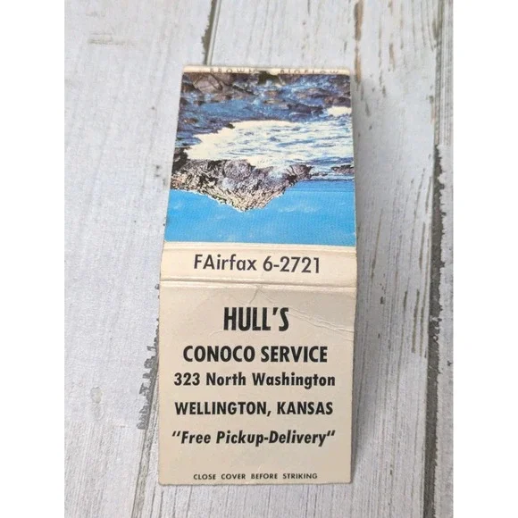 Vintage Matchbook Cover Hull's Conoco Service Wellington, Kansas‎