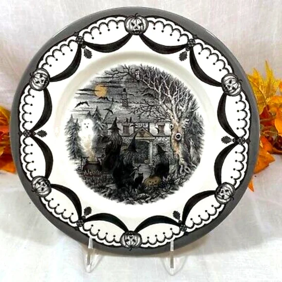 Set of 4 Royal Stafford Halloween Witch Appetizer/Dessert/Salad Plates