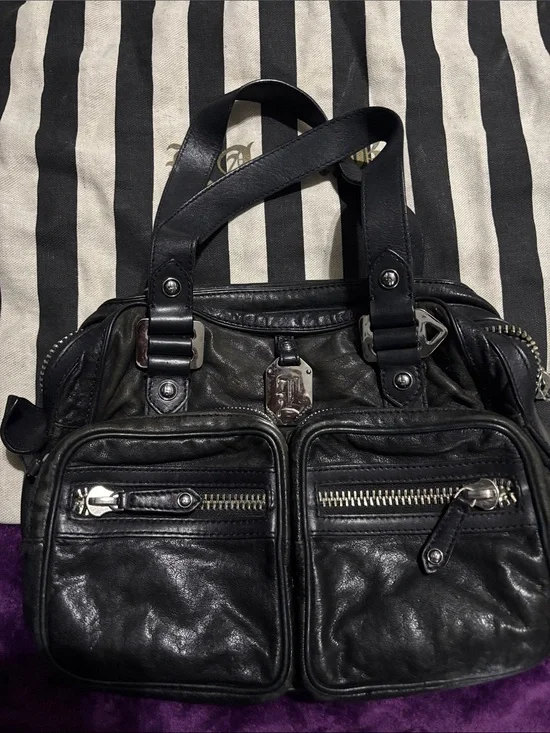 LAMB BLACK  Leather Messenger Bag with Dual Front Zippers