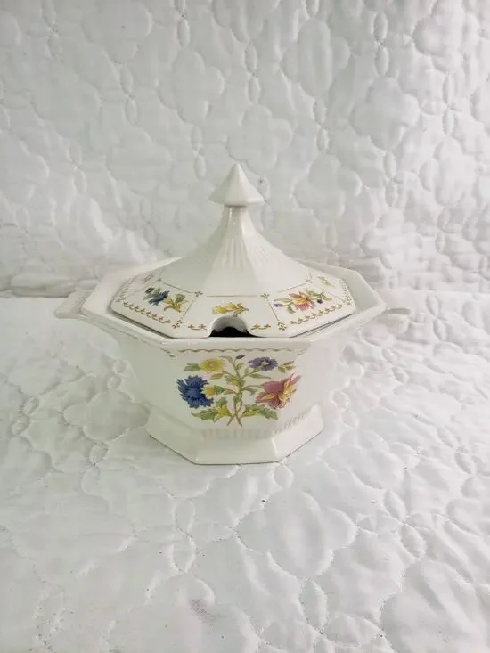 Vintage Nikko Classic Collection Magenta Sauce Boat Sugar Gravy Lid octagonal