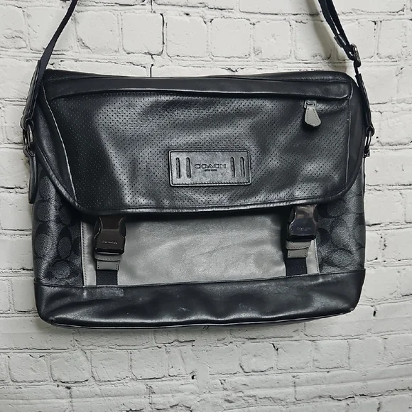 Coach Black Gray Leather Messenger Bag Large