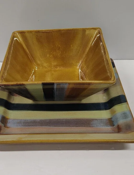 Tabletops Gallery YORK Hand Painted Square Salad Soup Bowl & 9