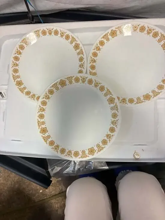 Vintage Corelle by Corning Butterfly Gold Dinner Plates and Bowl Set