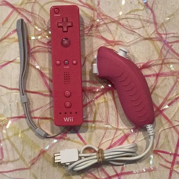 Nintendo Wii Remote Controller Pink & Nunchuk White Lot Of 2 OEM Authentic