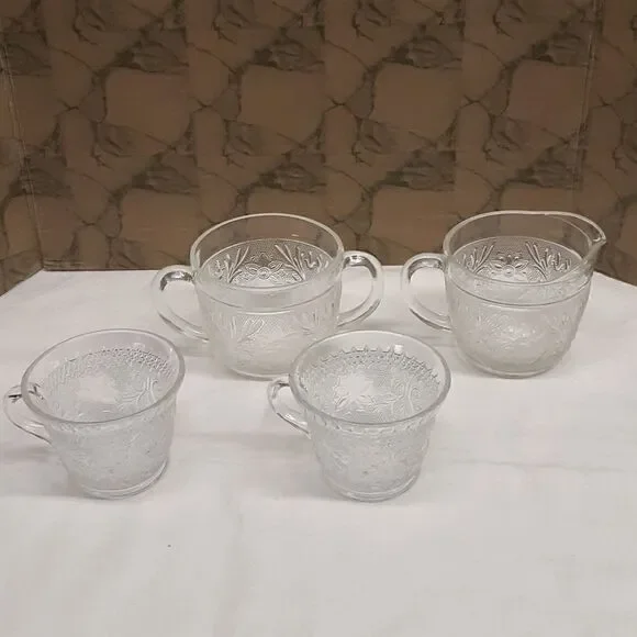 4 -pc Vintage MCM Anchor Hocking depression glass cream/sugar/cups‎