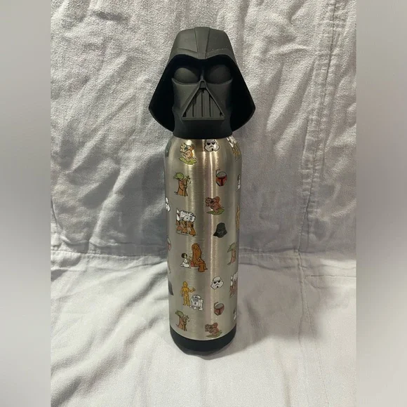 NEW Disney Star Wars Galaxy's Edge‎ Darth Vader Head 17oz Steel Water Bottle