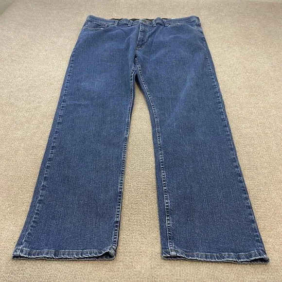 Wrangler Authentics Jeans Mens 44x32‎ Blue Medium Wash Relaxed Straight Denim