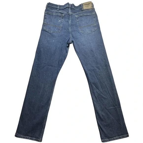 Wrangler Authentics Jeans Mens 34x34 (32x32) Blue Straight Leg Denim Medium Wash