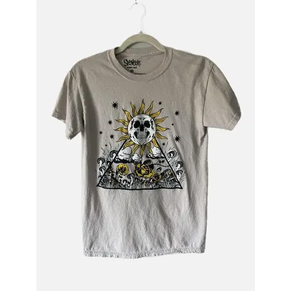 Spencer's Skeleton Sun Cream Graphic Tee - Short Sleeve - Small
