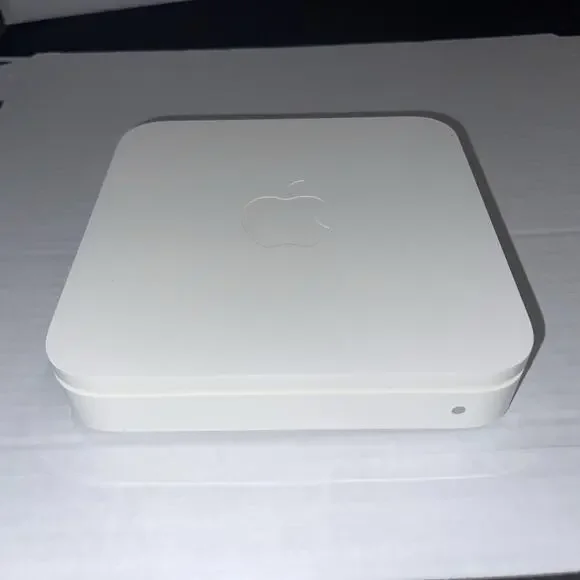 Apple AirPort Extreme Base Station A1408 802.11n WiFi Router - W/‎ Power Cord