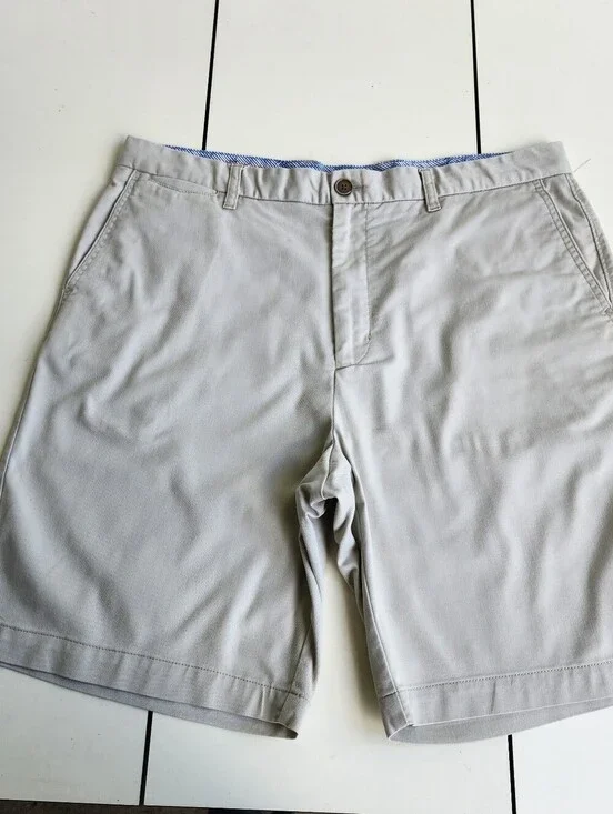 Tommy Bahama Men's Cotton Lyocell Chino Shorts Beach Travel Logo Beige Sz 38