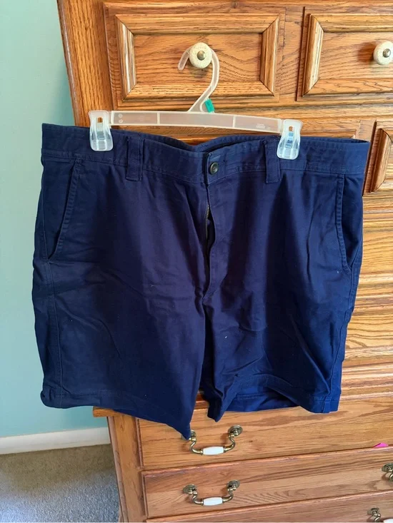 St. John's Bay Navy Blue Men's Cargo Shorts