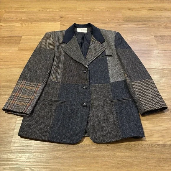 Vintage International Scene Patchwork Wool Tweed Blazer Fits‎ 42R Velvet Collar