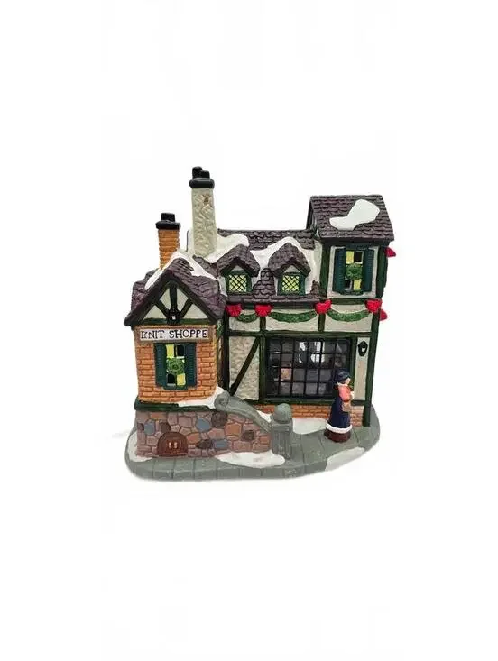 1999 Ball and Skein Knit Shoppe Lighted Christmas Village Building