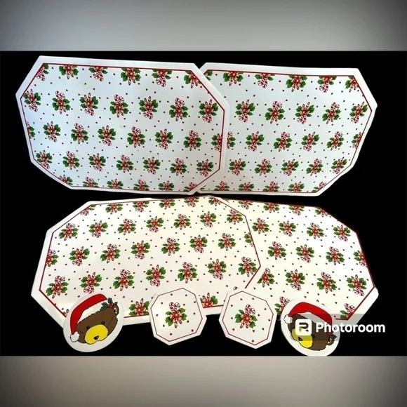 VTG Holiday Coordinates 8 Piece Set Table Fashion Christmas Place Mats Coasters