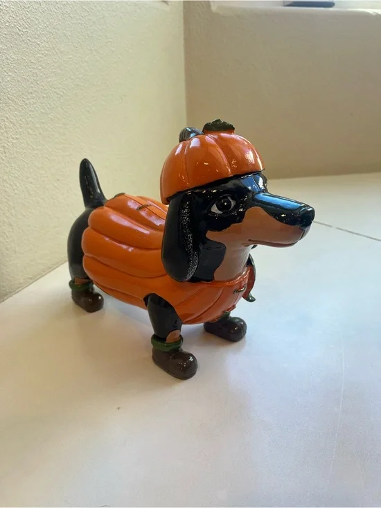 Fall/Halloween/Thanksgiving Orange Pumpkin Dachshund Dog Figurine
