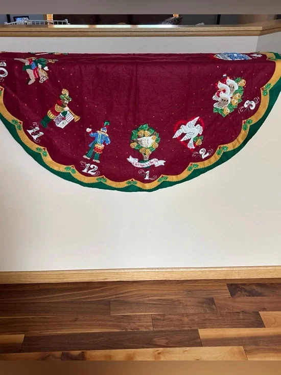 Bucilla Felt 86068 12 Days of Christmas TREE SKIRT Handmade Unused, Uncut, RARE