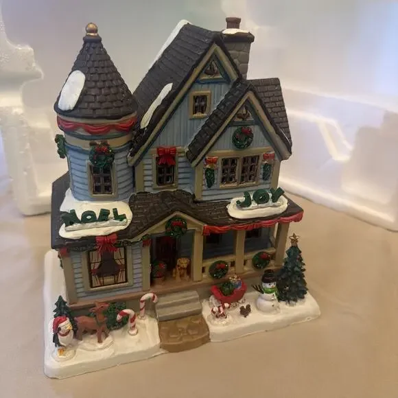 Lemax 35035 Christmas Joy Residence Open Box Missing Original Box