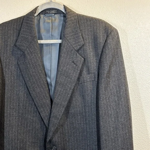 Pinstripe 100% Wool Sport Coat Jacket Charcoal Gray Francesco Maiolo‎ NY Rome