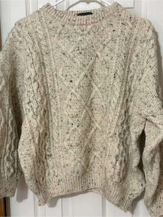 Vintage 100% wool Aran type sweater made in Great Britain sz Small