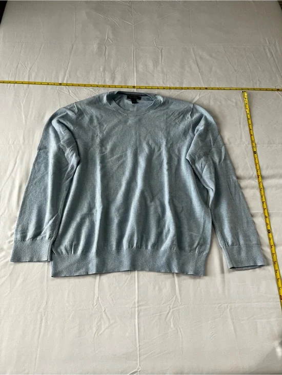 Banana Republic Men's Light Blue Crewneck Sweater