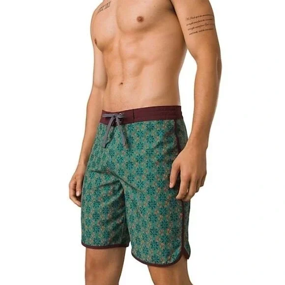 PRANA Men's Boardshort 31 Green Cove Geo Floral 8