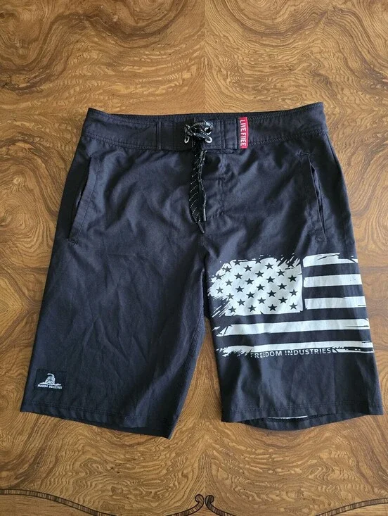 Freedom Industries Black Patriotic American Flag Swim Shorts Mens size 30