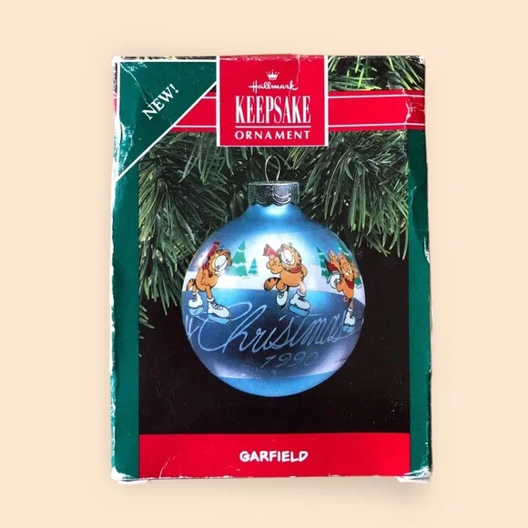 Hallmark Keepsake Vintage 1990 Garfield Christmas Ornament Glass Ball NEW in Box