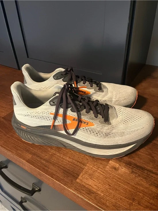 Brooks Men's Ghost 17 Running Shoes - Light Gray with Orange Accents - Size 11.5