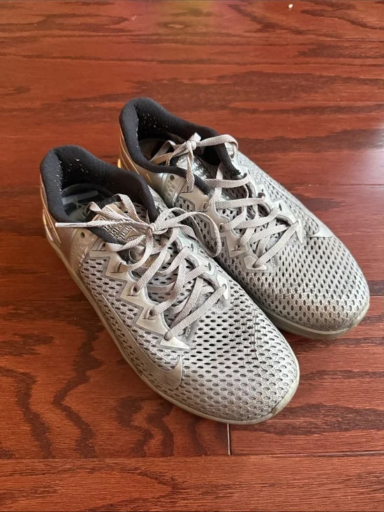 Men’s Nike Metcon 6 - Size 7.5